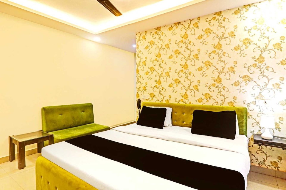 Hotel O RTO Office Bareilly Formerly Krishna Kunj, Civil Lines Bareilly, Bareilly