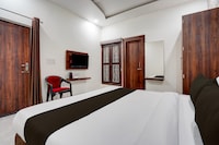 Hotel O RTO Office Bareilly Formerly Krishna Kunj