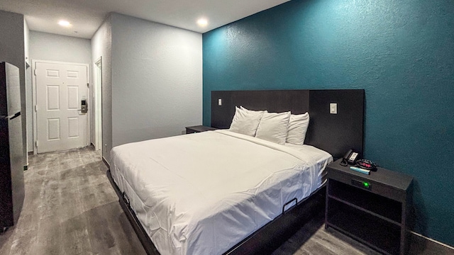 1 King Bed | Non-Smoking, Kitchen