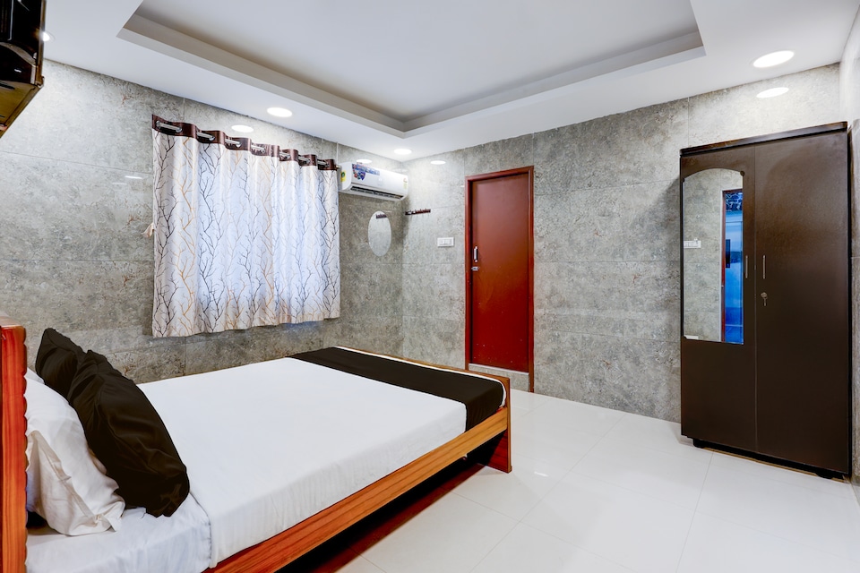 Super Collection O Karumariamman Temple Thiruverkadu Formerly Sridevi Residency, Poonamalle Chennai, Chennai