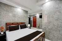 Super Collection O Karumariamman Temple Thiruverkadu Formerly Sridevi Residency