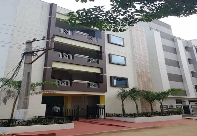 Hotel O AMR Home Stays