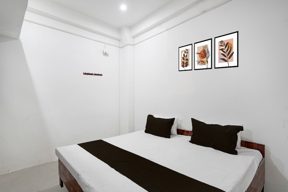 Hotel O Vijay Palace , Shyam Deurawa, Shyam Deurawa