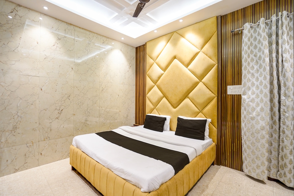 Hotel O Anand Manglam Hotel & Banquet , Barra Kanpur, Kanpur