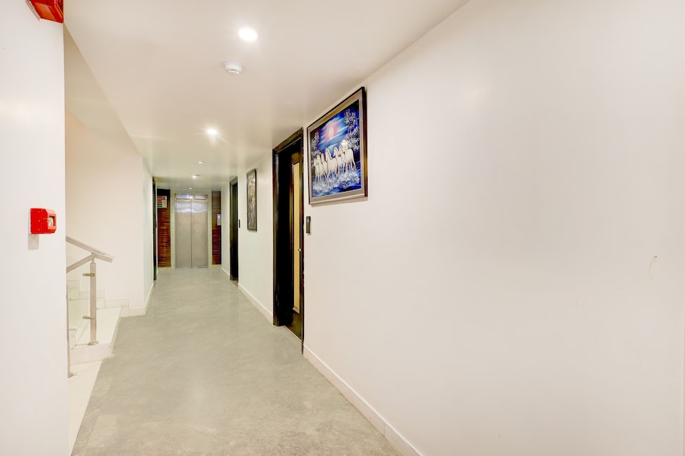 Townhouse Oak New Delhi Central Railway Junction Formerly Uppal International, Paharganj Delhi, दिल्ली