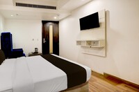 Super Townhouse Oak New Delhi Central Railway Junction Formerly Uppal International