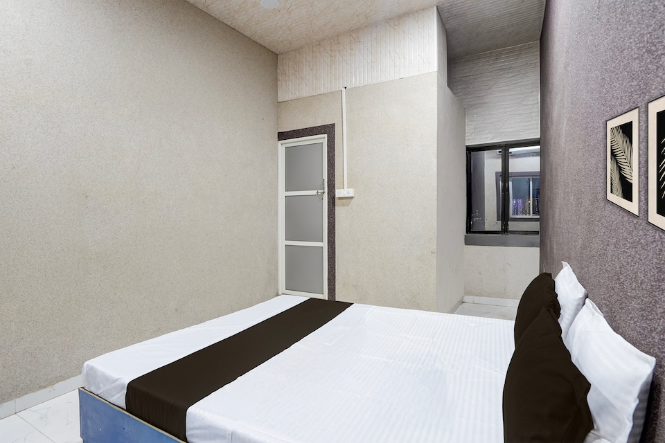 Hotel O The Lotas Gardan, Dewas City, Dewas