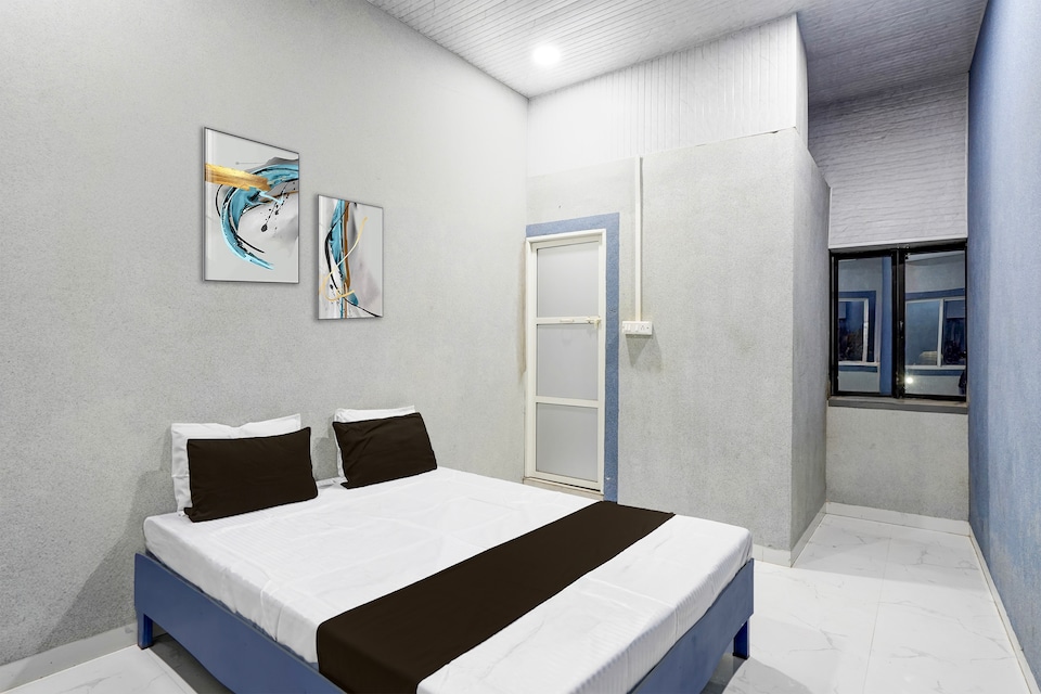 Hotel O The Lotas Gardan, Dewas City, Dewas