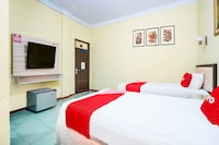 Dancenter Hotel Dian Chandra