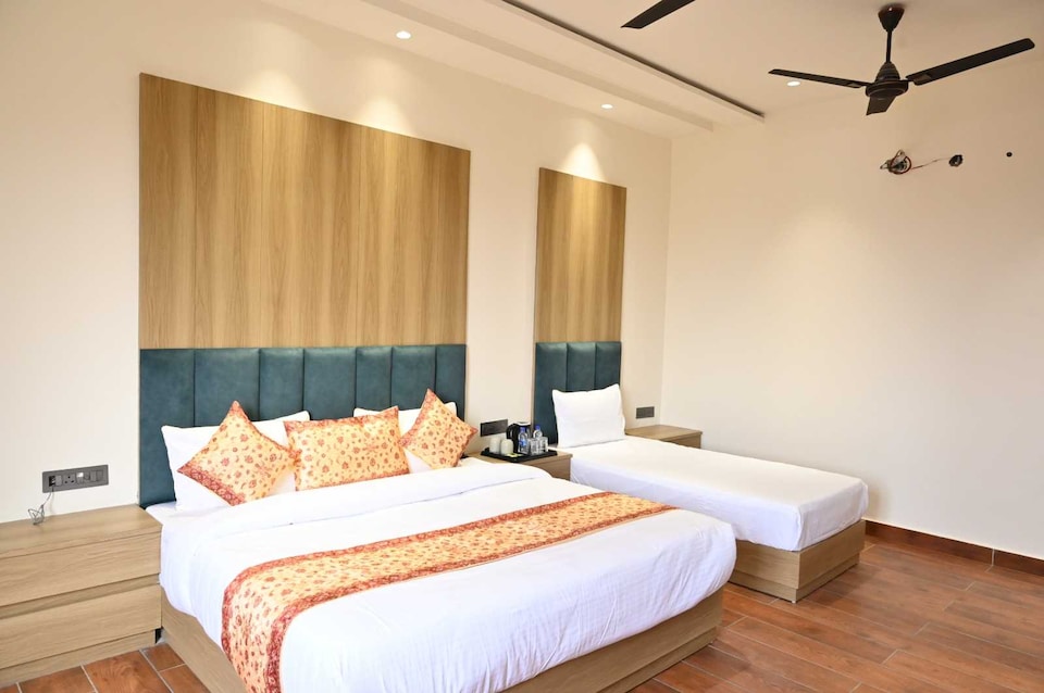 Hotel  O urban Arc, Golden Temple Road Amritsar, Amritsar