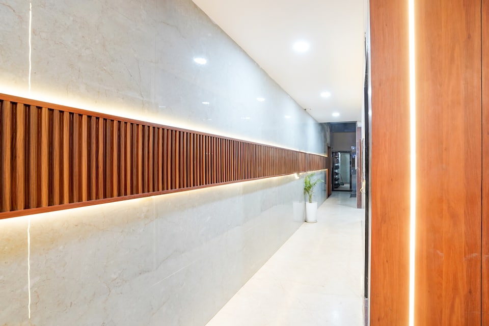 Spot On Hotel U Turn, Rajender Nagar, Indore