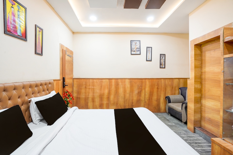 OYO 840370 The Indian Spices, Rajender Nagar, Indore