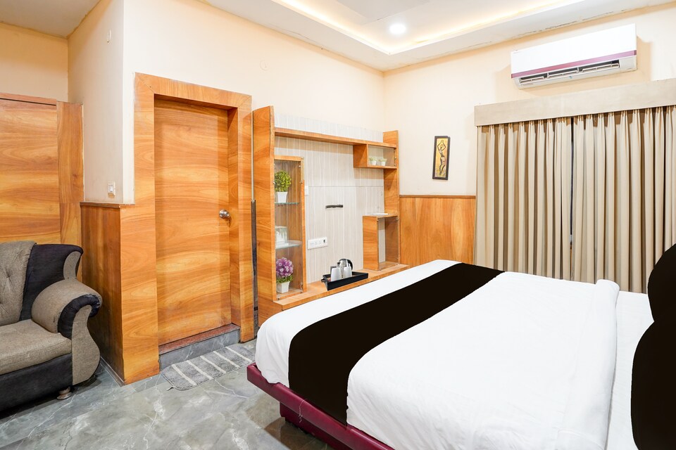 Hotel O The Indian Spices, Rajender Nagar, Indore