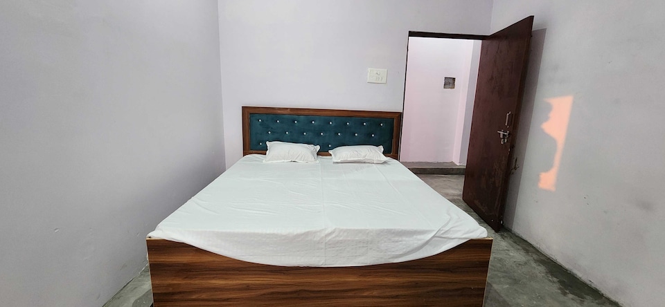 HOTEL O BLUE ROSE, Sitapur, Sitapur