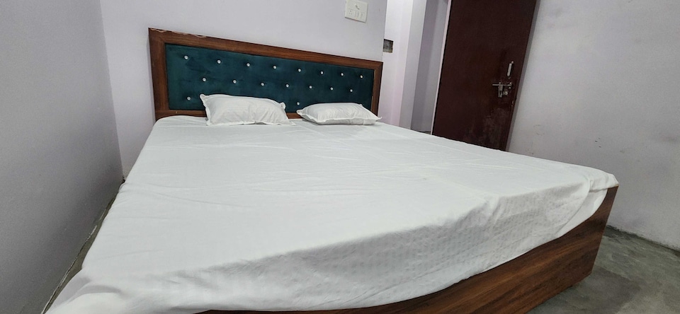 HOTEL O BLUE ROSE, Sitapur, Sitapur