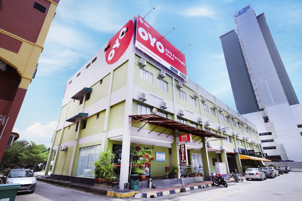 Hotel O Batu Ferringhi Beach formerly ESQ Ferringhi, Batu Ferringhi Penang, Penang-Island