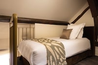 POP Palais Bourbon Hotel