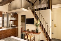 POP Palais Bourbon Hotel