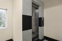 Super Collection O Biswa Bangla Convention Centre Kolkata Formerly Atithya Inn