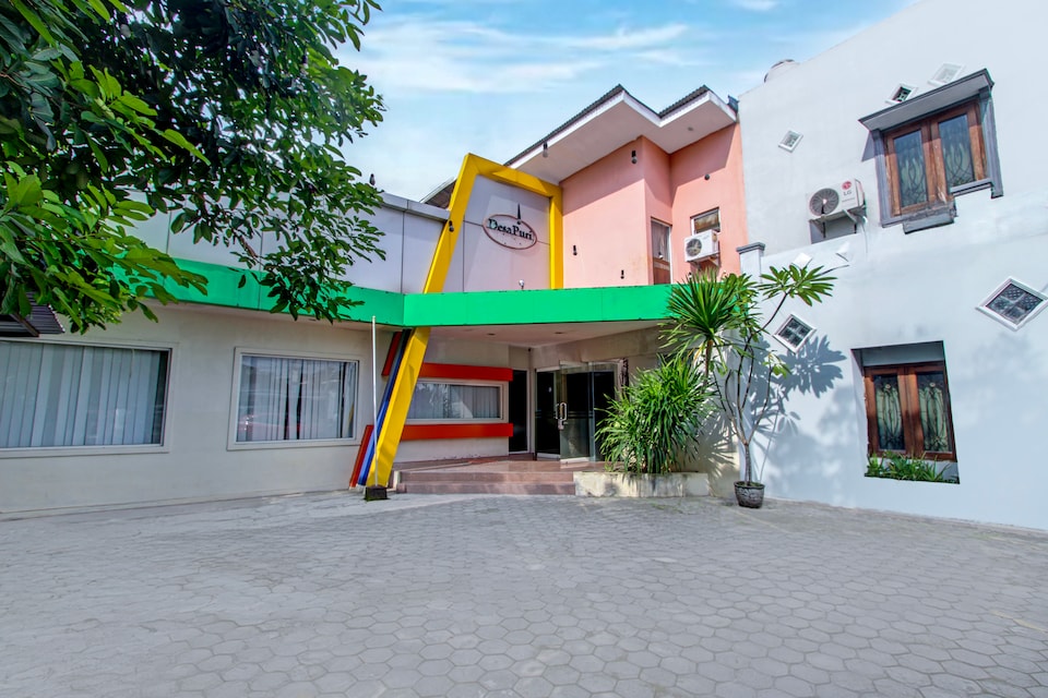 Dancenter Hotel Desa Puri, Banguntapan, Yogyakarta