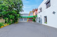 Dancenter Hotel Desa Puri