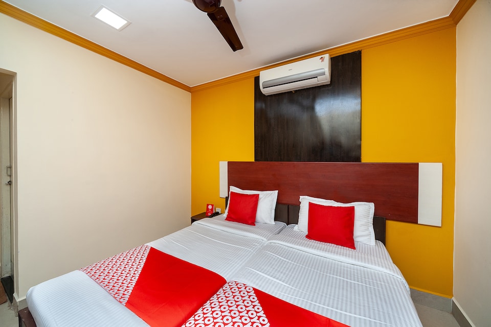OYO 2443 Hotel Opera Residency, Adyar Chennai, Chennai