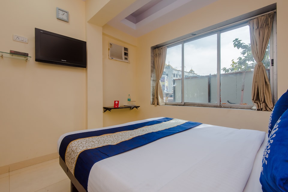 OYO Andheri Near Chhatrapati Shivaji International Airport, Mumbai International Airport, Mumbai