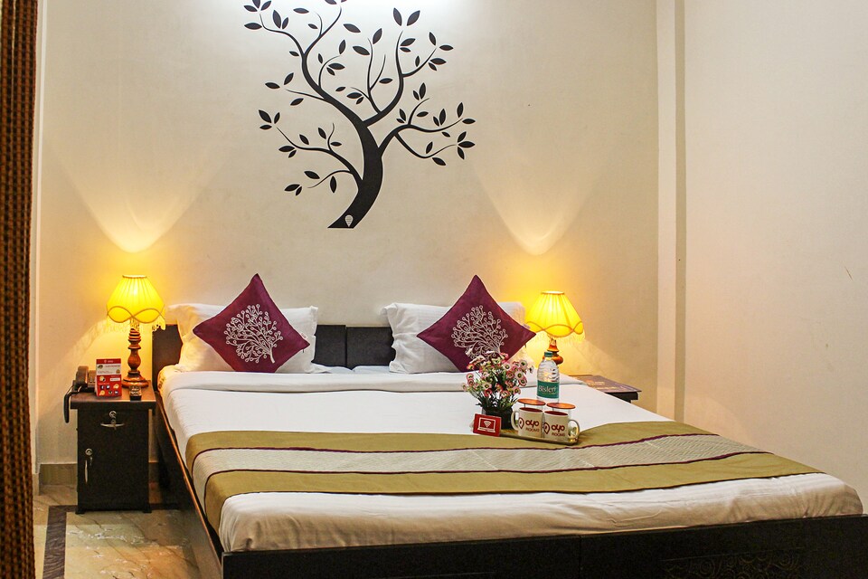 OYO 2460 Sector 52, Noida City, Noida