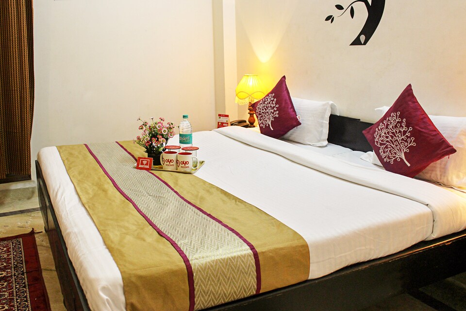 OYO 2460 Sector 52, Noida City, Noida