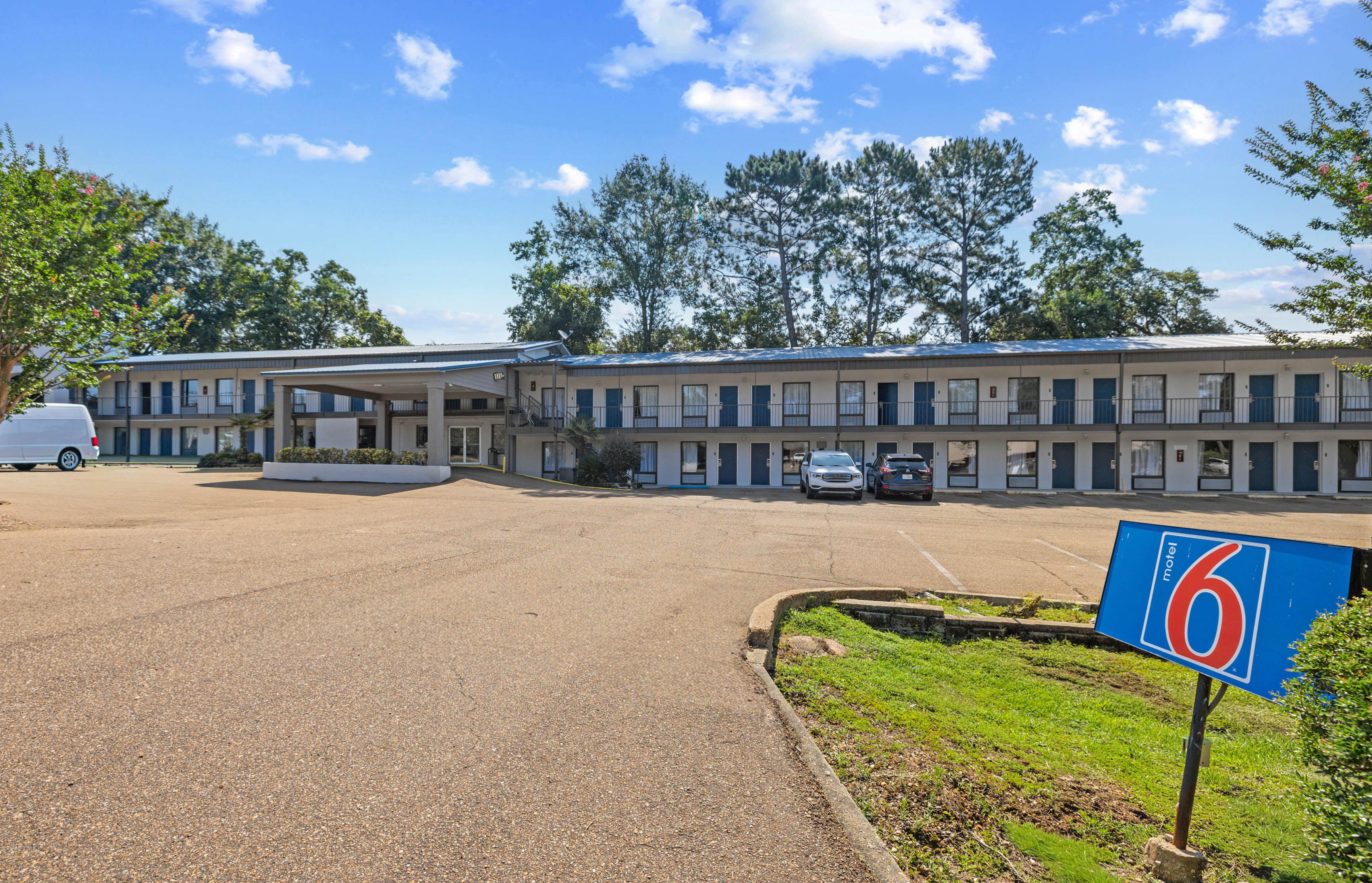 Motel 6 McComb, MS - Affordable Budget-Stay