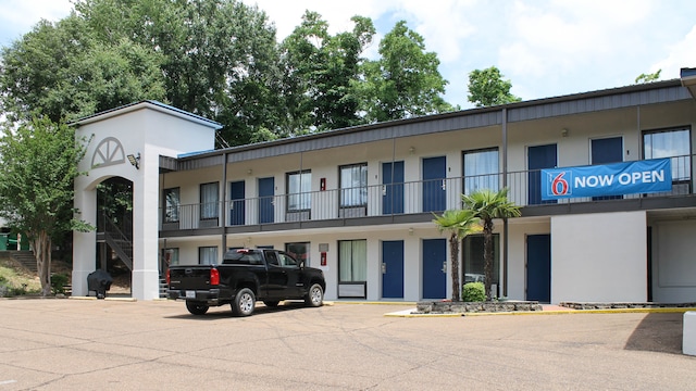 Motel 6 McComb, MS