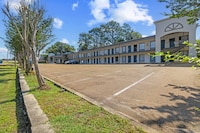 Motel 6 McComb, MS