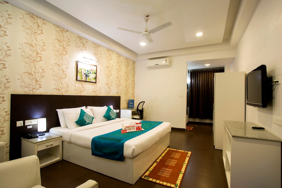 OYO 2464 Hotel Central Park, Sevoke Road Siliguri, Siliguri