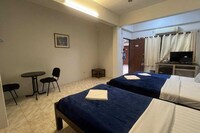 Dancenter Centre Place Hotel 