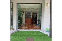 Dancenter Centre Place Hotel 