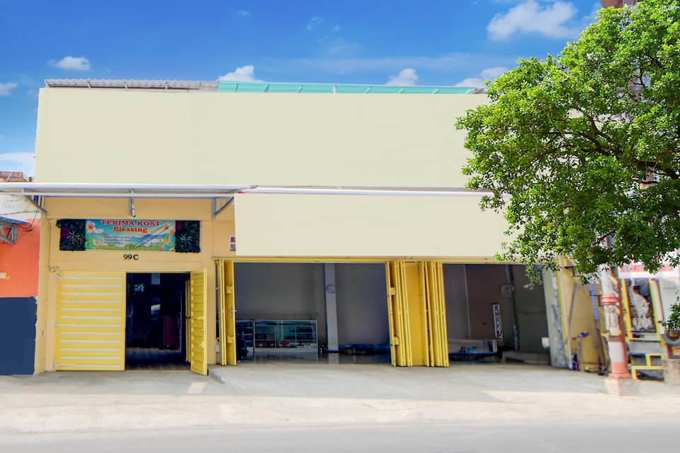 Dancenter Guest House Blessing, Purwokerto, Purwokerto