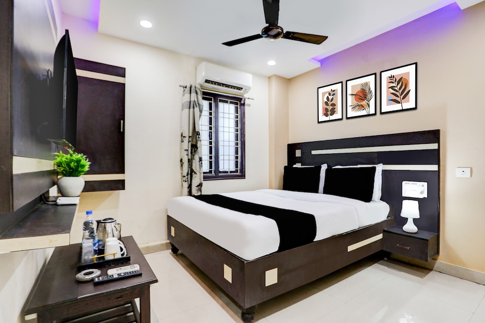 Super Hotel O Rajahmundry Central Railway Station Formerly Sanjeevi Residency, Rajahmundry, Rajahmundry