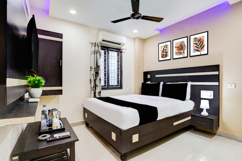 Super Hotel O Rajahmundry Central Railway Station Formerly Sanjeevi Residency, Rajahmundry, राजमुंदरी