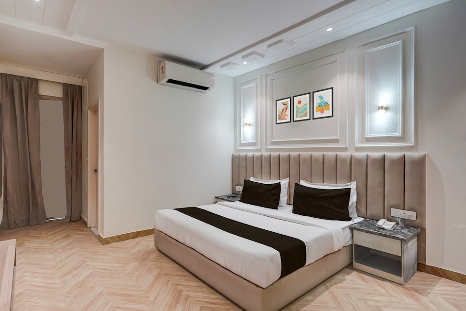 Hotel O Dev palace, Pitampura - Rohini Delhi, Delhi