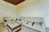 Hotel O ESTORIA HOTEL & RESORT