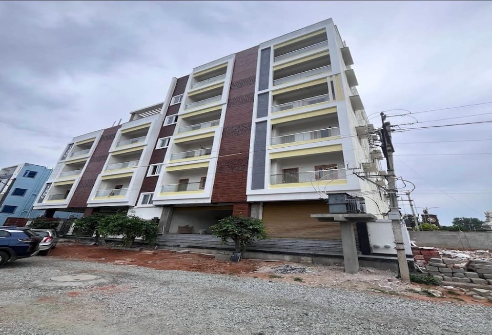 Hotel O Pinaka Grand A Luxurious Homestay , Chandragiri Fort Tirupati, Tirupati