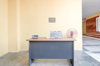 Dancenter Ameera Guest House