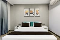 Townhouse OAK One Stayz Hotel