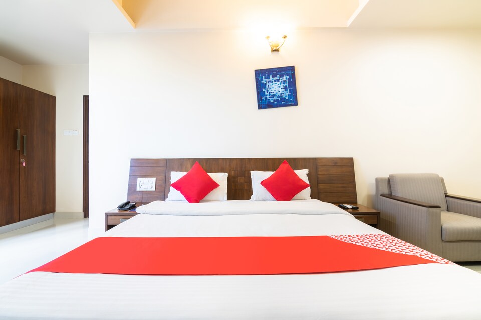 Capital O 490 Hotel Compact Maple Leaf, Electronic City Phase 1 Bangalore, Bangalore