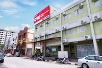 Dencenter Esq Ferringhii Hotel