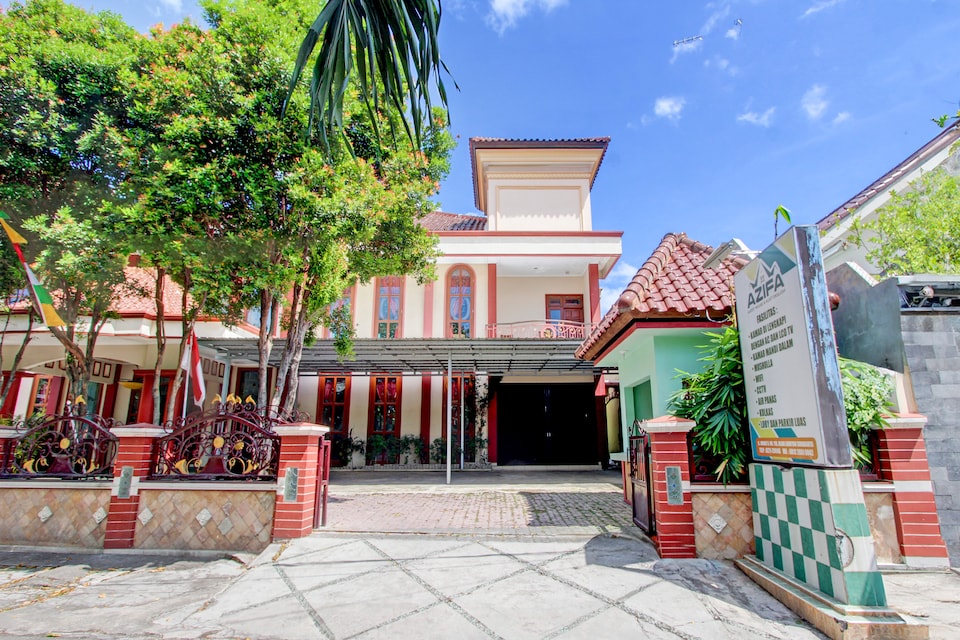 Dancenter Azifa Inn, Solo, Solo