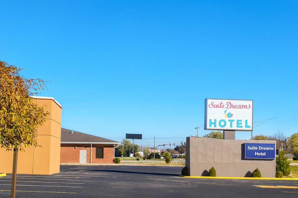 Suite Dreams Motel Mattoon I 57, Mattoon, IL, Mattoon, IL