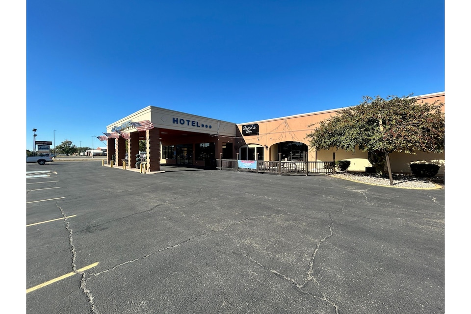 Suite Dreams Motel By Capital O Mattoon I - 57, Mattoon, IL, Mattoon, IL