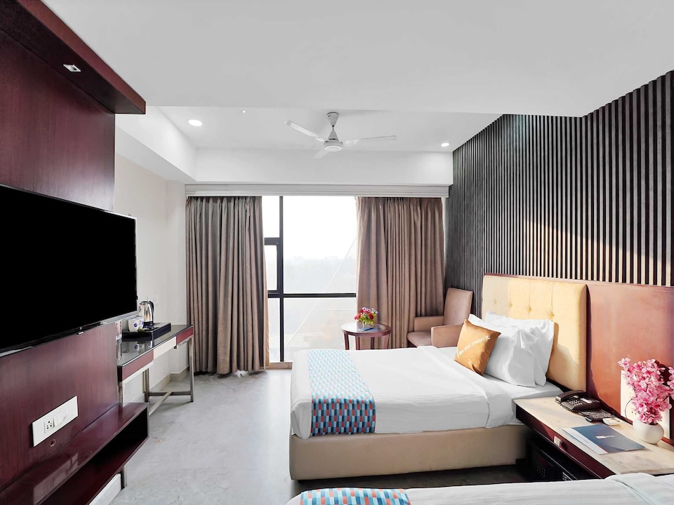 Palette Orient Hotel & Convention Centre, Nagpur, Bus Stand Nagpur, Nagpur