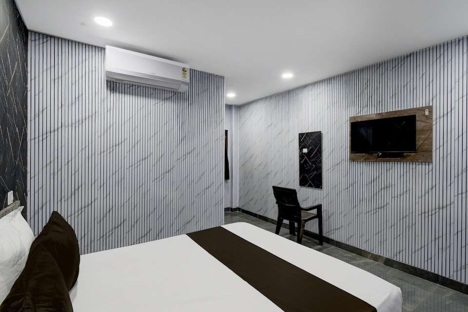 Hotel O Nova Comfort Inn, Kukatpally, Hyderabad
